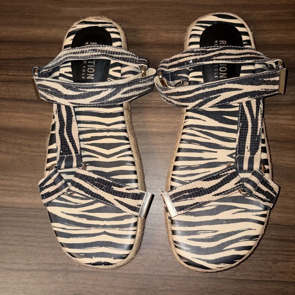 Kenneth Cole new without